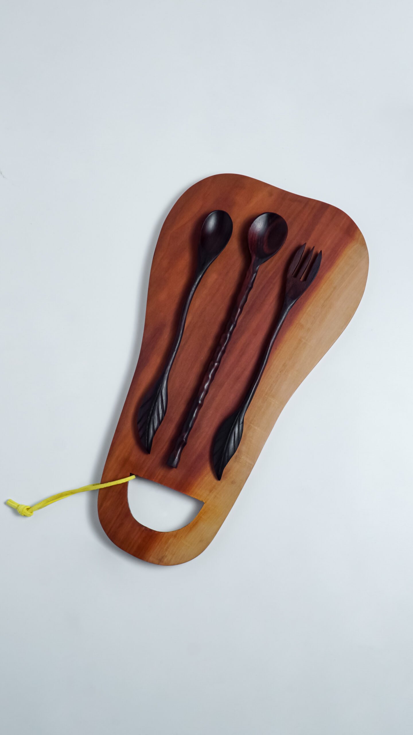 Gabungan 3 Pcs Sendok Kayu Indonesia Rosewood dengan design spiral elegan dan 1 set Sendok Garpu kue atau buah dengan pegangan panjang